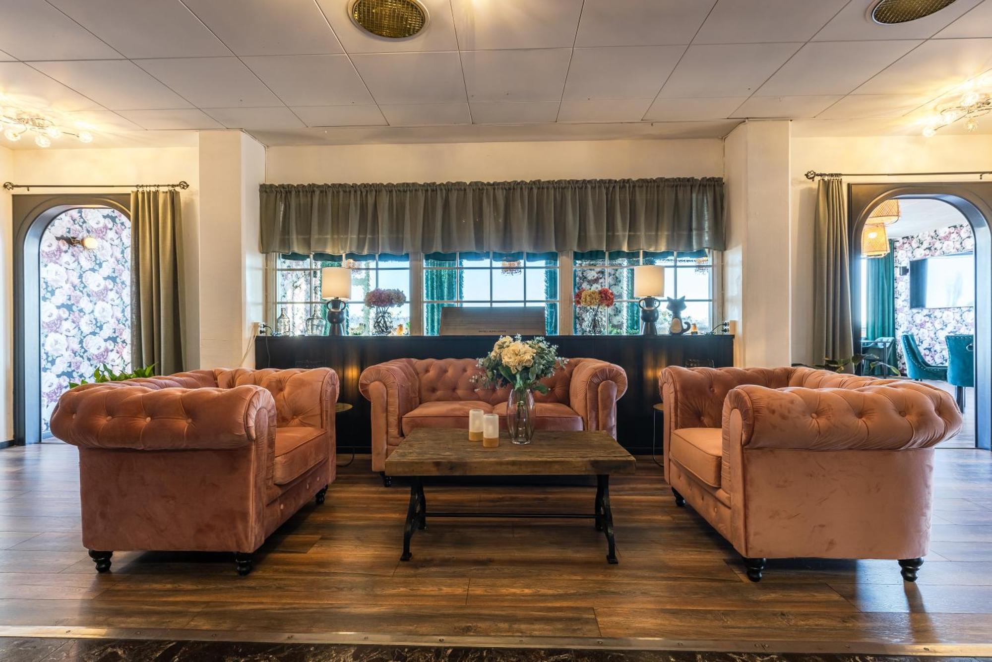 Hotell Kung Goesta By First Mora Luaran gambar