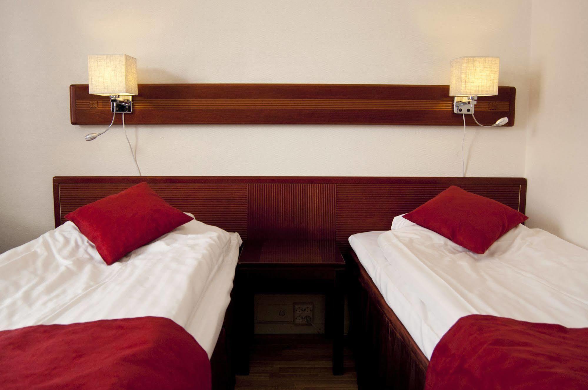 Hotell Kung Goesta By First Mora Luaran gambar